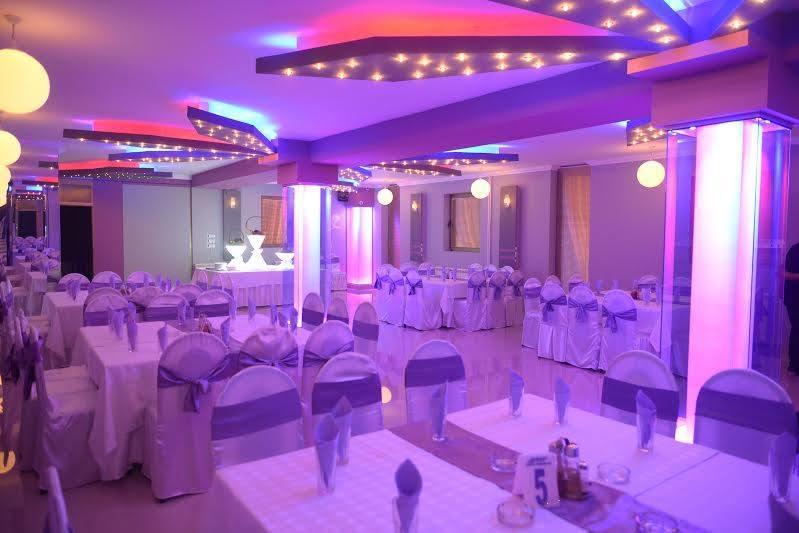 Hotel Bela Ruza Belgrado Esterno foto